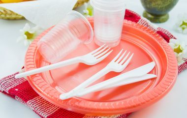 Офісний посуд: який посуд потрібний для офісу: поради та рекомендації