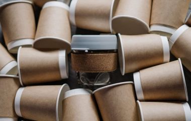 Порівняння пластикових і паперових упаковок, які краще вибрати?